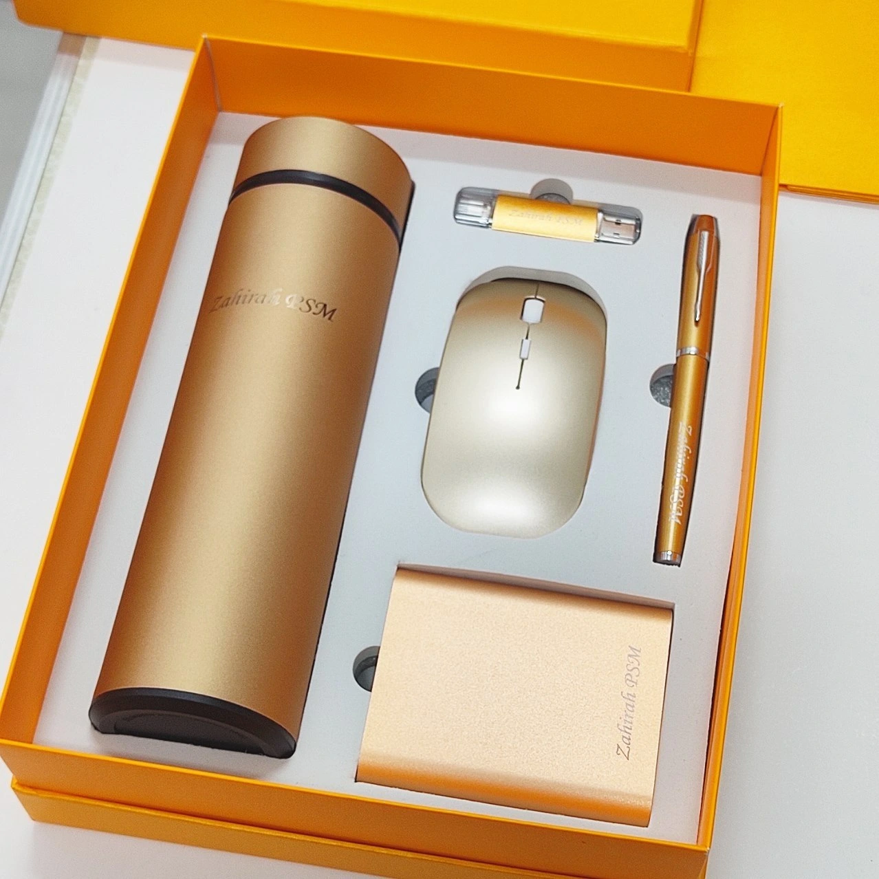 Corporate Gift Set with Bottle, Mouse, Pen, Pendrive & Powerbank