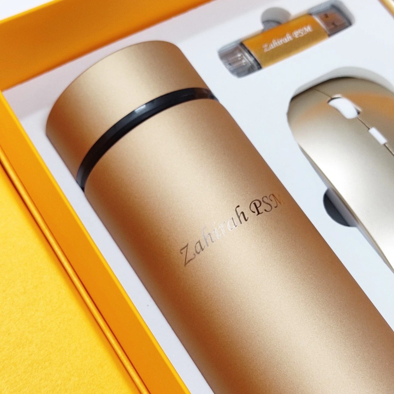 Corporate Gift Set with Bottle, Mouse, Pen, Pendrive & Powerbank